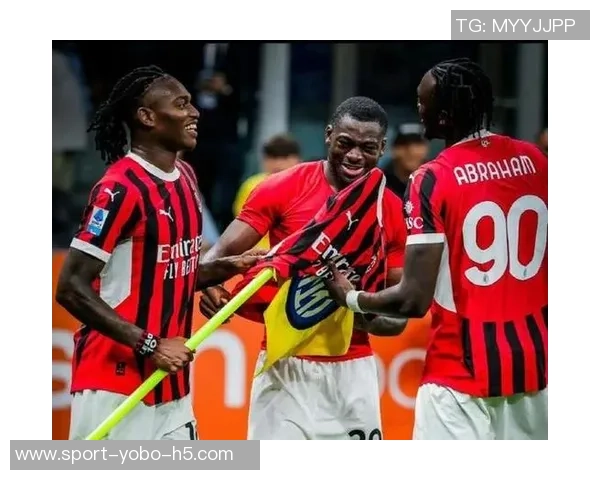 米体报道莱奥身体不适恩昆库或与奇克联袂首发对阵罗马 米体报道莱奥身体不适恩昆库或与奇克联袂首发对阵罗马